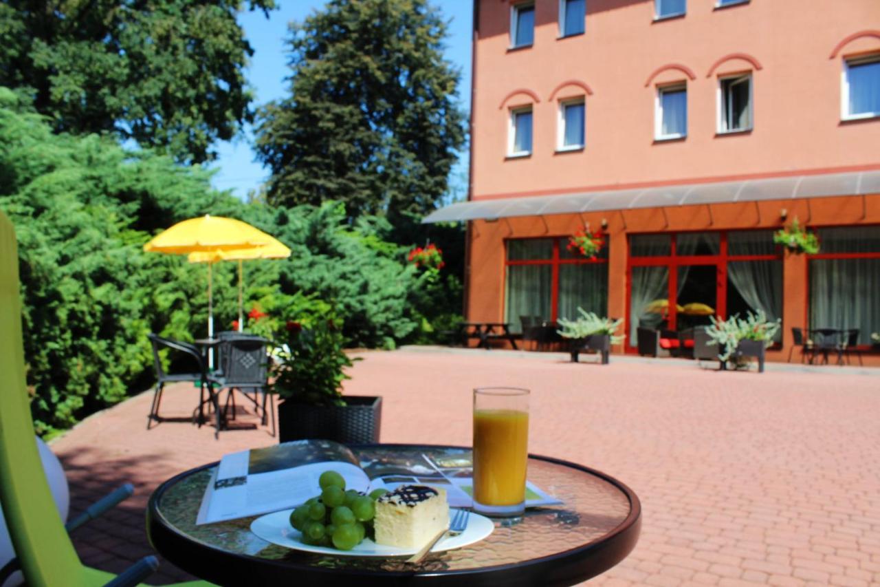 Salis Resort Wieliczka Exterior foto